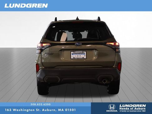 Used 2025 Subaru Forester Limited AWD/4WD image 31