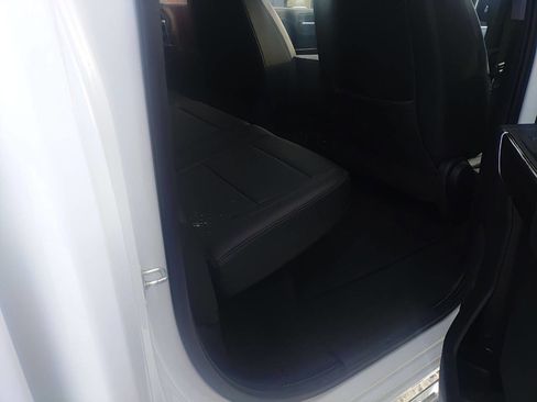 Used 2020 Chevrolet Silverado 2500 LT w/ Convenience Package image 15