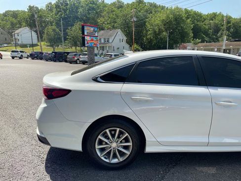 Used 2018 Hyundai Sonata SE FWD image 8