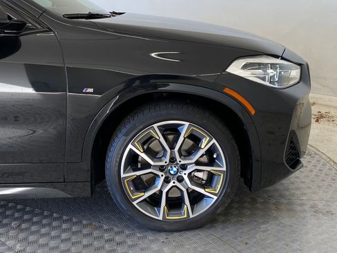 Certified 2023 BMW X2 xDrive28i w/ Edition Goldplay image 10