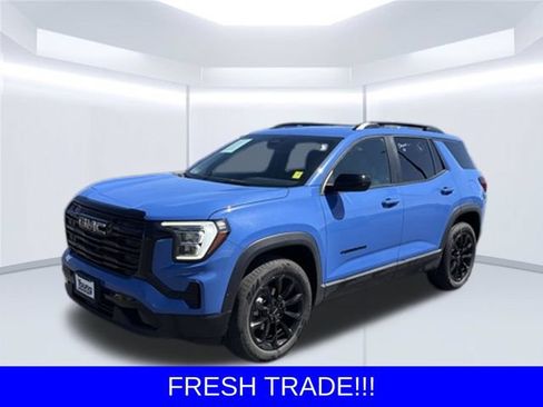 Used 2026 GMC Terrain Elevation w/ Elevation Premium Package AWD/4WD image 3