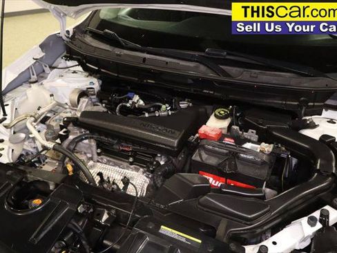 Used 2017 Nissan Rogue SV FWD image 27