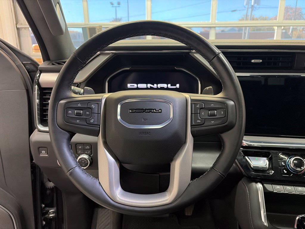 Used 2025 GMC Sierra 1500 Denali AWD/4WD image 30