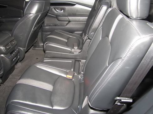 Certified 2023 Honda Pilot EX-L image 11