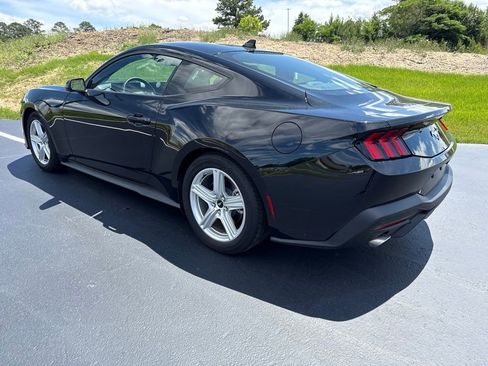 Used 2026 Ford Mustang Premium RWD image 3