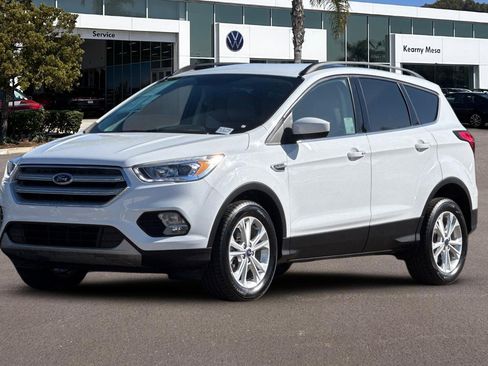 Used 2019 Ford Escape SEL image 8