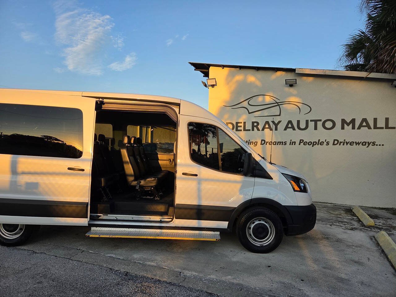 Used 2024 Ford Transit 350 XL RWD image 17