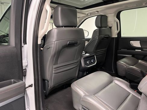 Used 2025 Ford Expedition Max Active AWD/4WD image 46