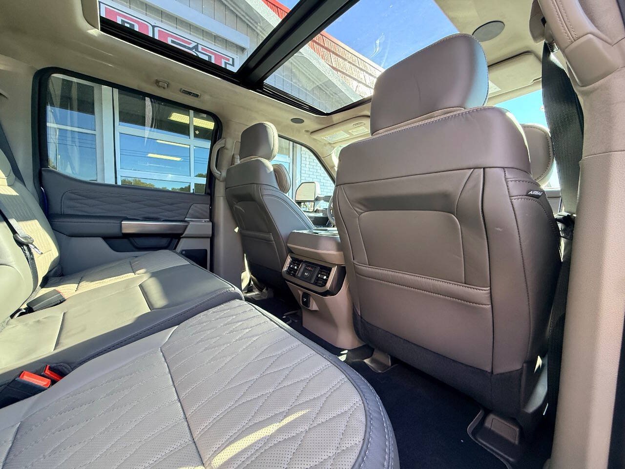 Used 2026 Ford F450 Platinum w/ Platinum Plus Package AWD/4WD image 42