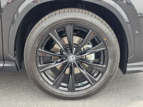 Used 2026 Lexus NX 350h F Sport AWD/4WD image 9