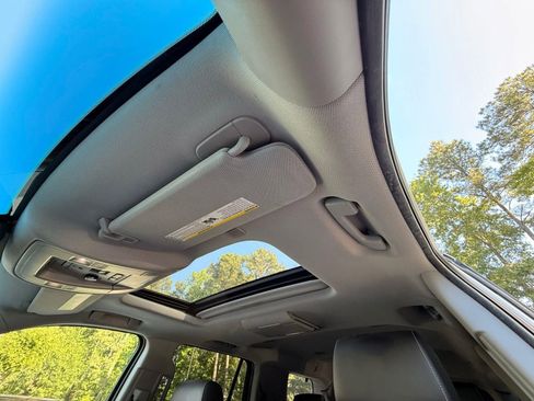 Used 2017 Chevrolet Tahoe LT AWD/4WD image 56