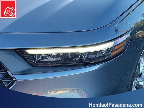 Used 2024 Honda Accord EX image 27