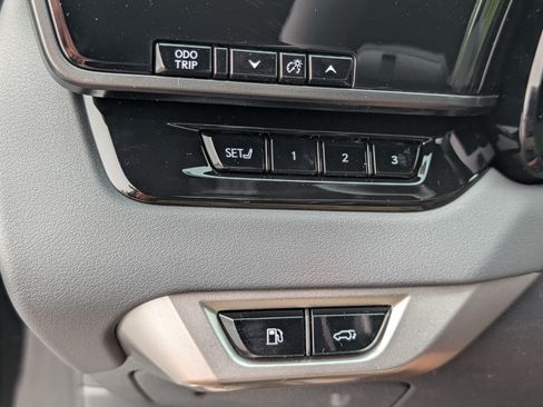 New 2026 Lexus RX 350h AWD/4WD image 18