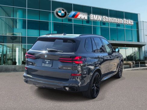 Used 2026 BMW X5 sDrive40i w/ M Sport Package RWD image 4