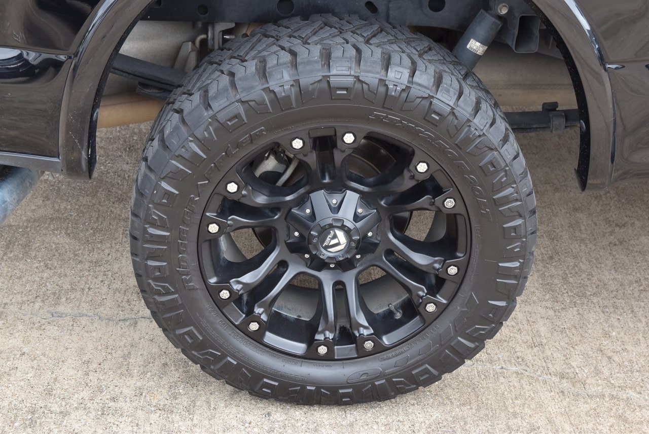Used 2017 Ford F150 XLT w/ Equipment Group 302A Luxury AWD/4WD image 13