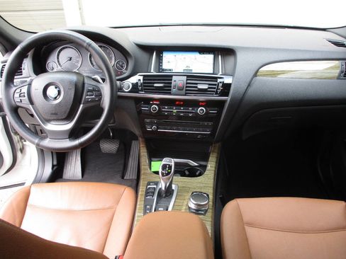 Used 2018 BMW X4 xDrive28i image 16