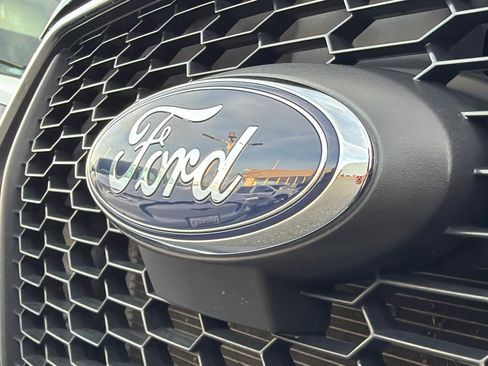 Used 2024 Ford Transit 350 XLT image 16