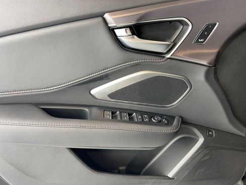 New 2026 Acura RDX SH-AWD image 21