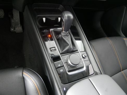 Certified 2025 MAZDA CX-50 AWD 2.5 S w/ Premium Plus Pkg image 24