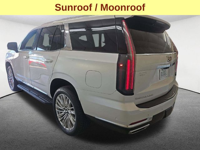 Used 2025 Cadillac Escalade Premium Luxury AWD/4WD image 5