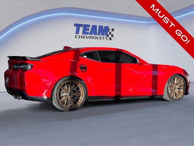 Used 2023 Chevrolet Camaro ZL1 RWD image 4