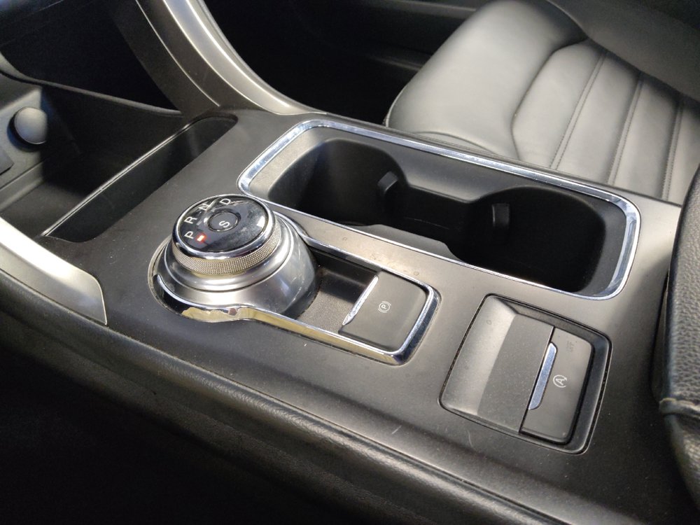Used 2018 Ford Fusion SE w/ Fusion SE Technology Package FWD image 26