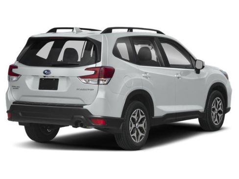 Used 2020 Subaru Forester Premium image 2