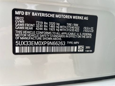 Used 2023 BMW X7 M60i w/ Executive Package image 27