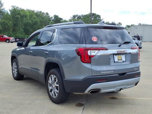 Used 2020 GMC Acadia SLT AWD/4WD image 3