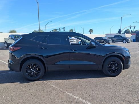 Used 2021 Chevrolet Blazer LT w/ Midnight/Sport Edition image 5