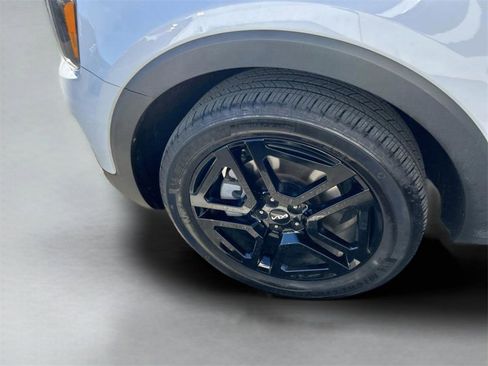 Used 2023 Kia Telluride SX X-Line image 37