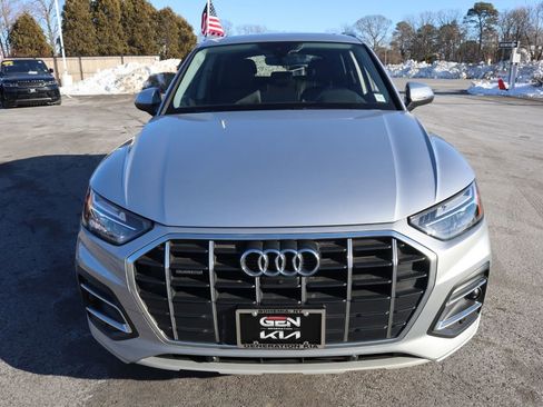 Used 2023 Audi Q5 2.0T Premium Plus w/ Premium Plus Package image 3