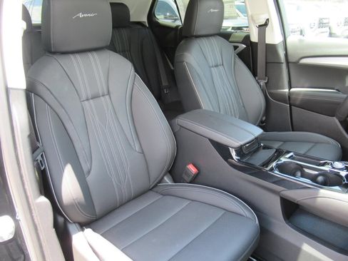 New 2026 Buick Envision Avenir AWD/4WD image 9