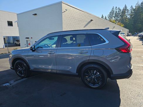 Used 2025 Honda CR-V Sport-L image 4