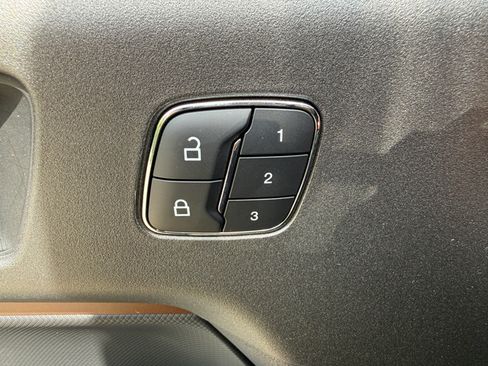 Certified 2025 Ford Bronco Sport Outer Banks w/ Outer Banks Tech Package+ AWD/4WD image 22