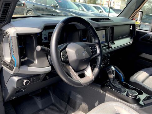 Used 2022 Ford Bronco Black Diamond AWD/4WD image 16