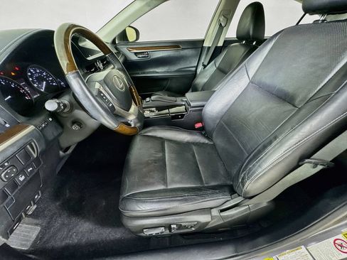 Used 2014 Lexus ES 350 w/ Luxury Package FWD image 27