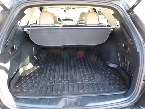Used 2023 Subaru Outback Limited XT AWD/4WD image 20