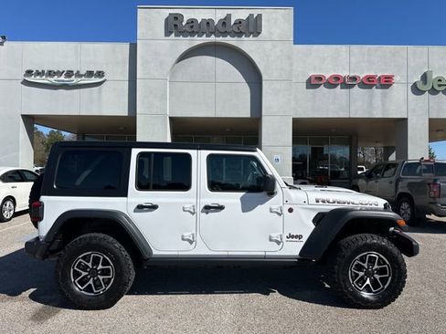 Certified 2025 Jeep Wrangler Rubicon image 8