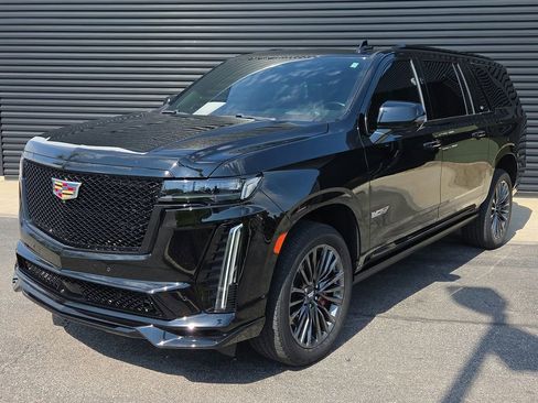 Used 2023 Cadillac Escalade ESV V AWD/4WD image 1