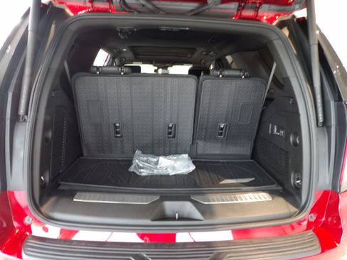 Used 2023 Chevrolet Tahoe RST w/ Luxury Package AWD/4WD image 21