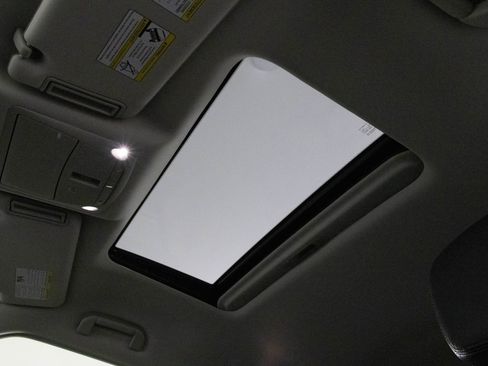 Used 2023 Nissan Armada Platinum w/ Captain's Chairs Package image 33