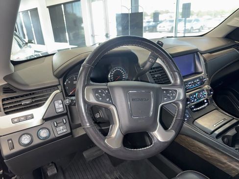 Used 2018 GMC Yukon Denali w/ Open Road Package AWD/4WD image 20