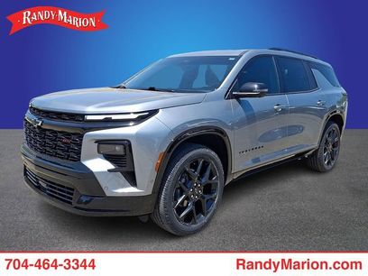 Used 2024 Chevrolet Traverse RS