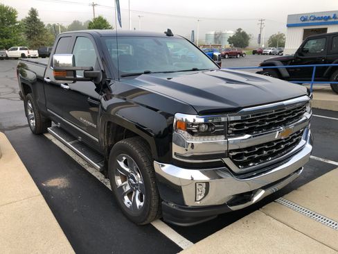 Used 2016 Chevrolet Silverado 1500 LTZ w/ Max Trailering Package AWD/4WD image 3