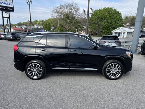 Used 2022 GMC Terrain Denali w/ LPO, Floor Liner Package AWD/4WD image 2