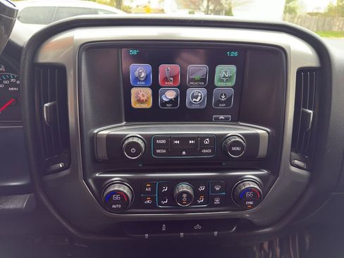 Used 2017 Chevrolet Silverado 1500 LT w/ All Star Edition image 23