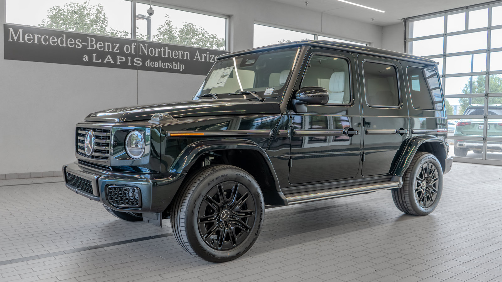 New 2027 Mercedes-Benz G 580 e image 3