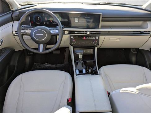 Certified 2025 Hyundai Tucson SEL image 18