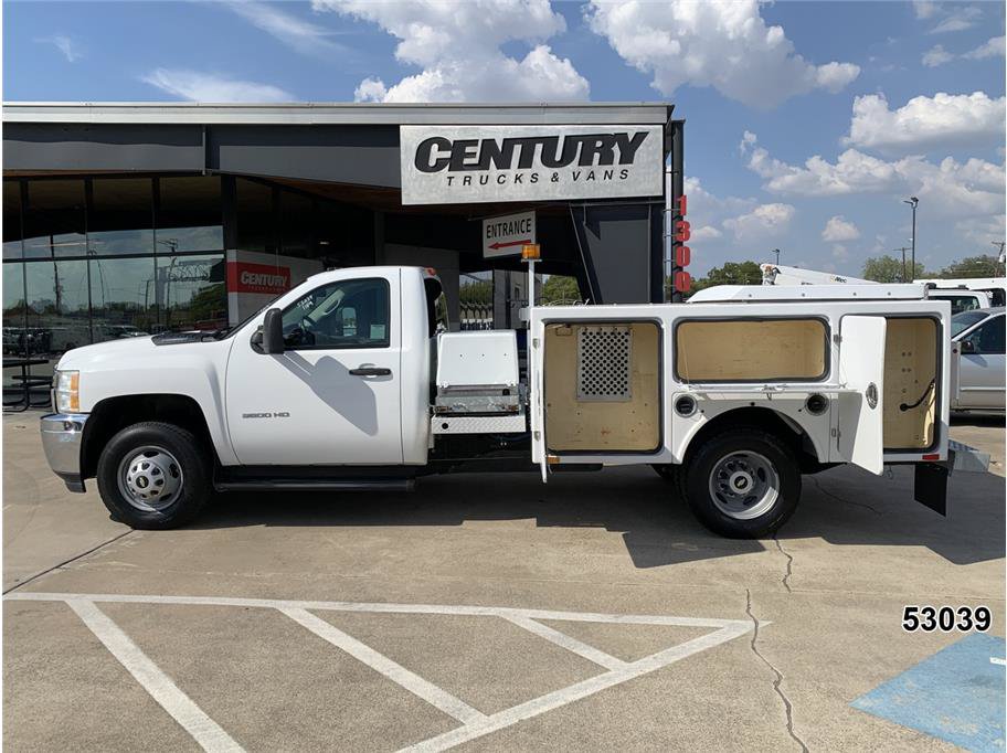 Used 2013 Chevrolet Silverado 3500 W/T RWD image 6